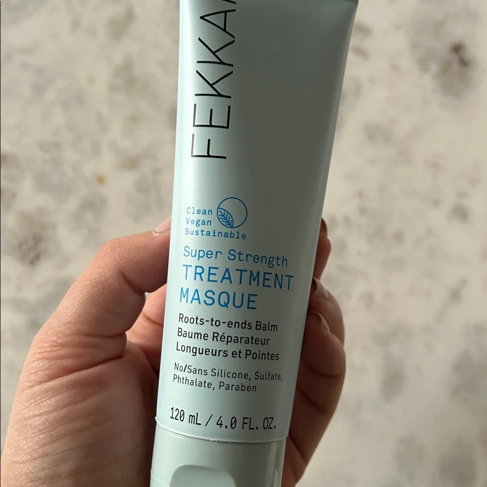 Factory sealed FEKKAI super strength treatment mask - Picture 2 of 4